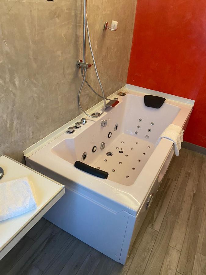 B2in & Office Bed & Breakfast